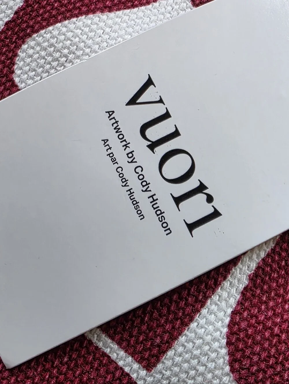 Vuori NWT Holiday 2025 Pouch In Strawberry Art By Cody Hudson OS